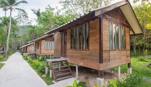 Type A / Must book a ferry ticket with Boonsiri Ferry Catamaran only. Boarding at Laem Sok Pier
