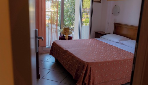 Habitación clásica doble, 1 cama doble o 2 individuales, no fumadores
