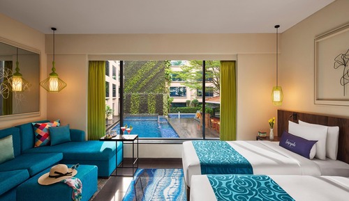 Habitación, vistas a la piscina (2 Twin Beds and 1 Sofa Bed)