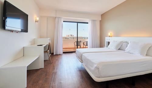 Habitación doble, balcón, vistas al mar