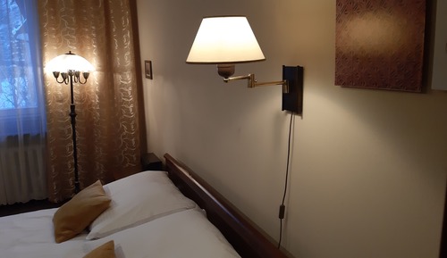 Habitación triple Deluxe (201347329)