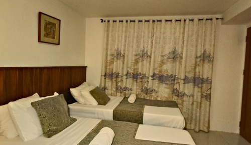 Habitación superior con 2 camas individuales