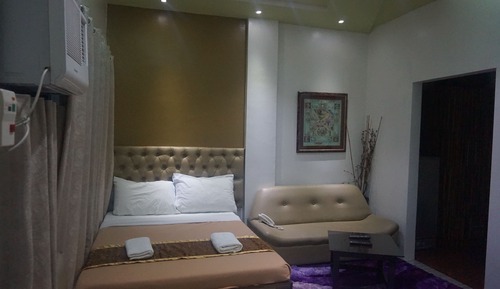 Suite familiar