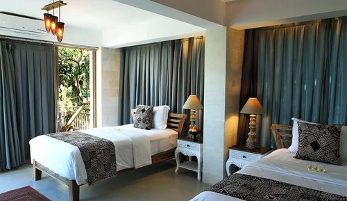 Suite, vistas al jardín