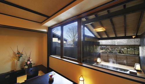 Habitación Deluxe (Check-in by 6PM / Dinner until 7:30PM)