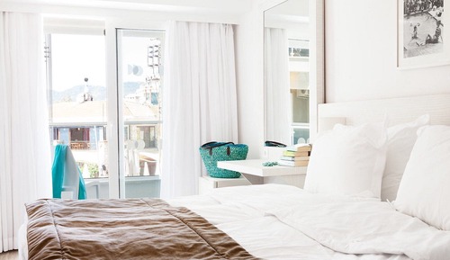 Standard Twin Room Side Sea View