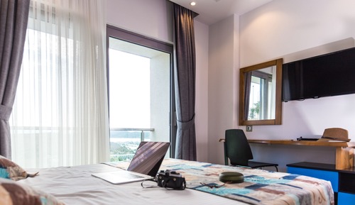 Apartamento, 1 habitación, balcón, vistas al mar