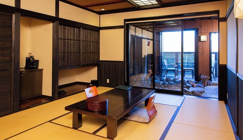 Villa (Azumino, Check-in by 6PM)