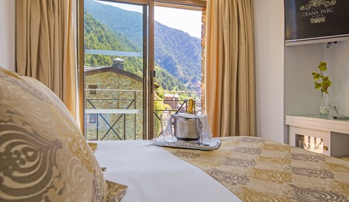 Suite con Jacuzzi y Vistas