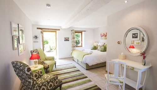 Habitación de lujo con 1 cama doble o 2 individuales, baño privado (Le Jardin)