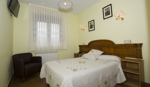 Habitación Confort con 1 cama doble o 2 individuales, 1 habitación