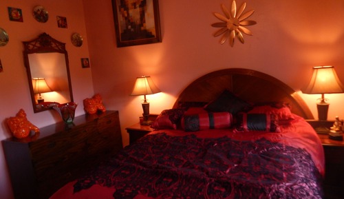 Habitación (Chinese wedding bedroom)