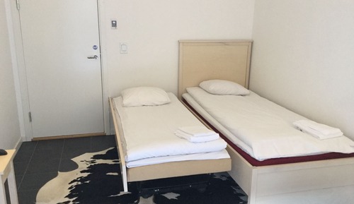 Habitación económica, accesible para personas con discapacidad