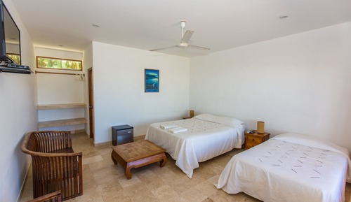 Habitación con 2 camas individuales