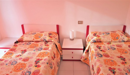 Habitación familiar, balcón