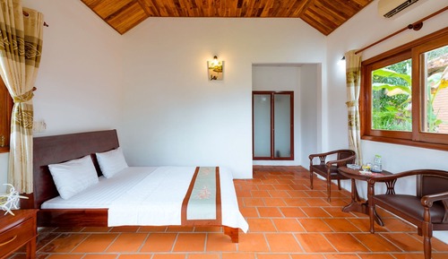Bungalow, vistas al jardín