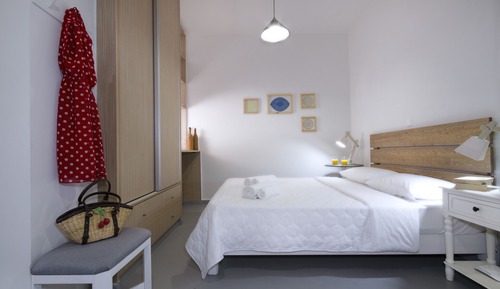 Estudio, vistas al jardín