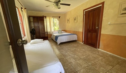 Cabaña estándar, 1 cama doble (02)