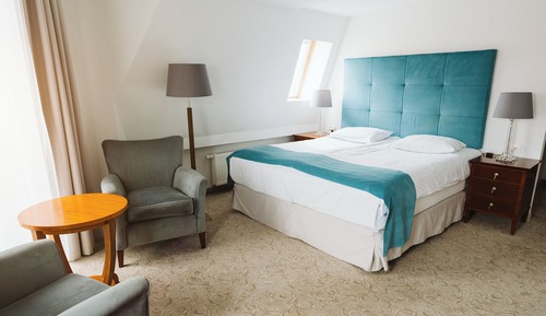 Habitación doble, 1 cama de matrimonio grande con sofá cama