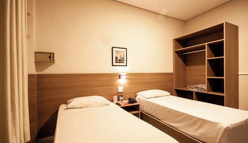 Habitación superior con 2 camas individuales