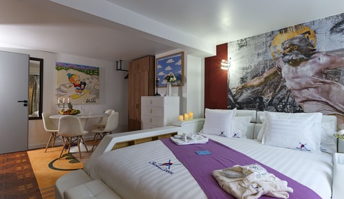Suite 203
