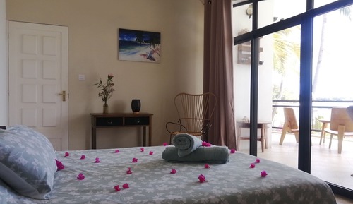 Habitación romántica, baño privado, vistas al mar