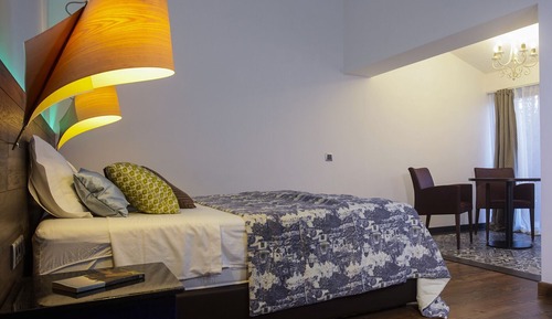 Suite Deluxe, 1 cama de matrimonio grande, baño privado, vistas a la montaña