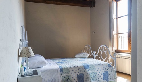 Habitación Confort con 1 cama doble o 2 individuales, vistas al patio