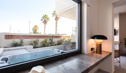 Exclusive Suite, Outdoor Spa Bath