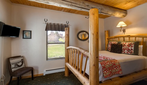 Luxury Room, 1 Queen Bed, Garden View, Garden Area