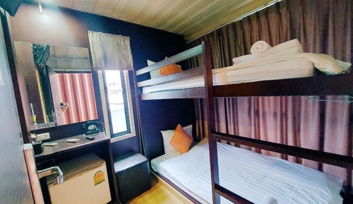 Habitación económica con 2 camas individuales