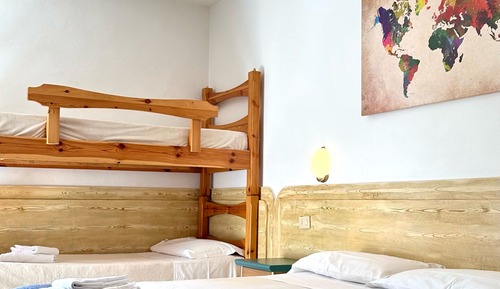 Habitación cuádruple económica