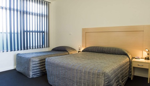 Habitación con 2 camas individuales