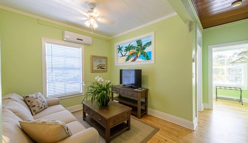 Bermuda Suite, 1 Bedroom, Kitchen, River View 