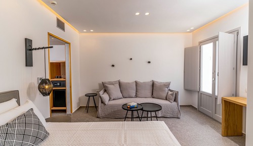 Junior Suite, Pool View with Plunge pool