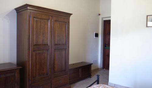 Habitación triple básica (3 pax)