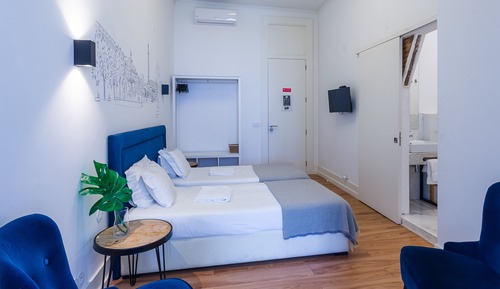Habitación triple Deluxe, baño privado