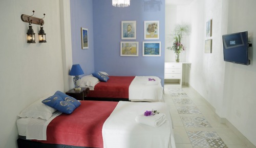 Habitación triple Confort, vistas al jardín (Ground Floor)