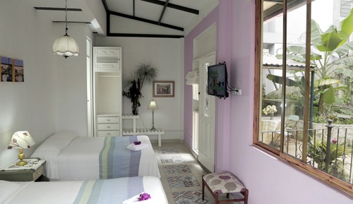 Habitación triple exclusiva, vistas al jardín (2nd Floor)