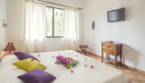 Room, Beach View #8