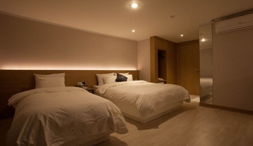 Habitación estándar con 2 camas individuales