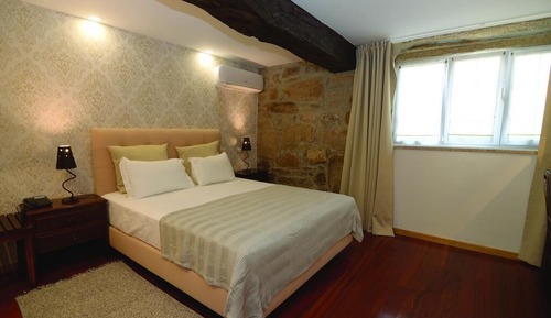 Habitación estándar con 1 cama doble o 2 individuales