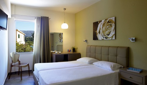 Compact Room