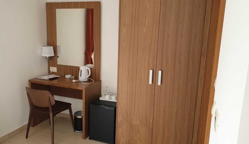 Habitación doble, balcón, vistas al parque