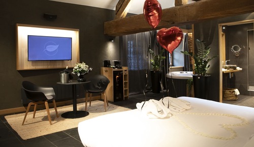 Suite romántica, 1 cama de matrimonio grande, bañera de hidromasaje