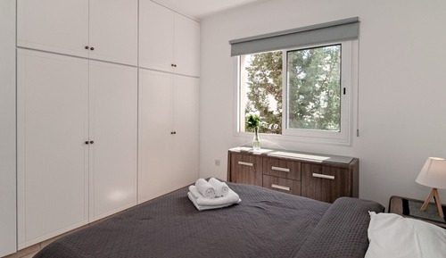 Apartamento, 2 habitaciones, balcón
