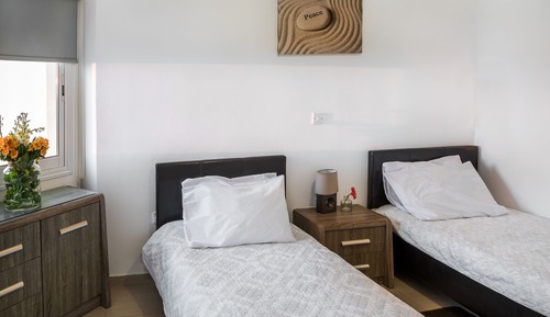 Apartamento superior, 2 habitaciones, balcón