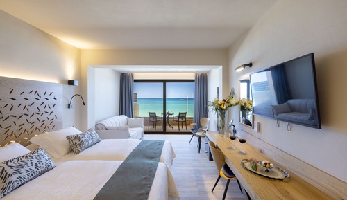 Habitación superior, vistas al mar