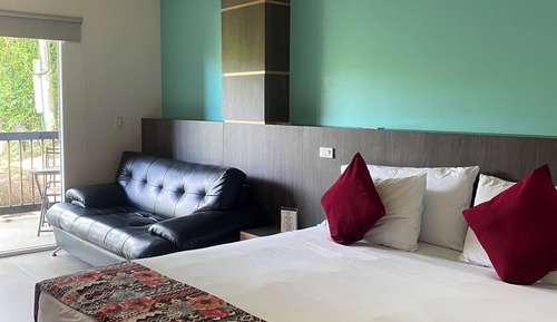 Habitación junior doble, 1 habitación, vistas al jardín