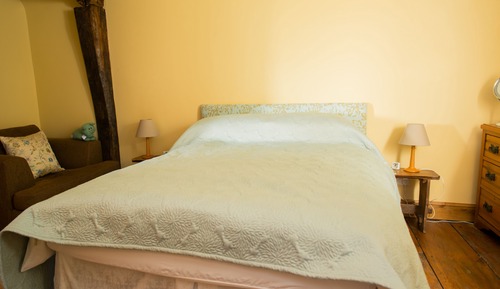 Habitación estándar con 1 cama doble o 2 individuales